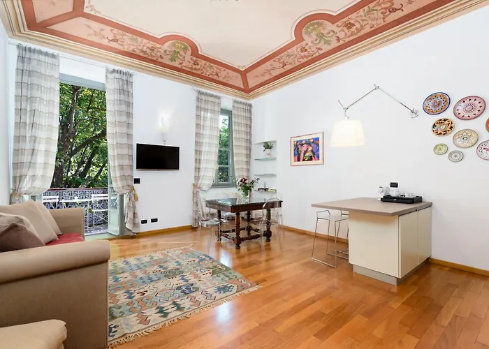 Affreschi Originali Vivi La Storia A 150m Da Porta Nuova * Τορίνο