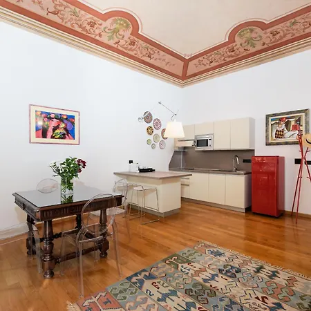 Apartmán Affreschi Originali Vivi La Storia A 150m Da Porta Nuova