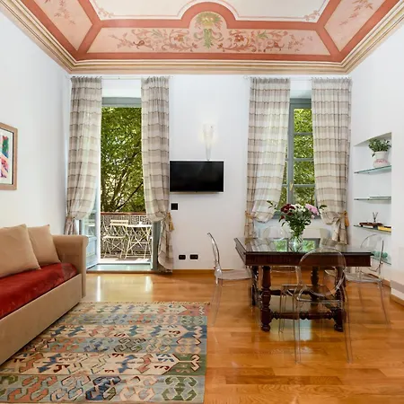 Apartmán Affreschi Originali Vivi La Storia A 150m Da Porta Nuova *